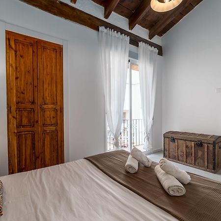 My Loft 4 You Ruzafa Style III บาเลนเซีย ภายนอก รูปภาพ
